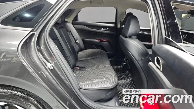Kia K5 Новый K5 3 поколение 2.0 LPi(Для проката) — Фото автомобиля 11