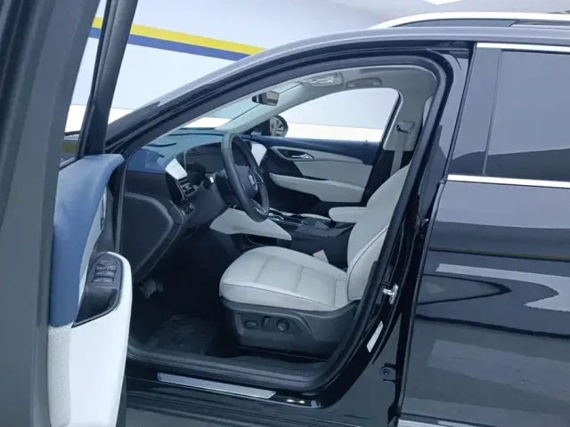 Buick Envision Plus — Фото автомобиля 9