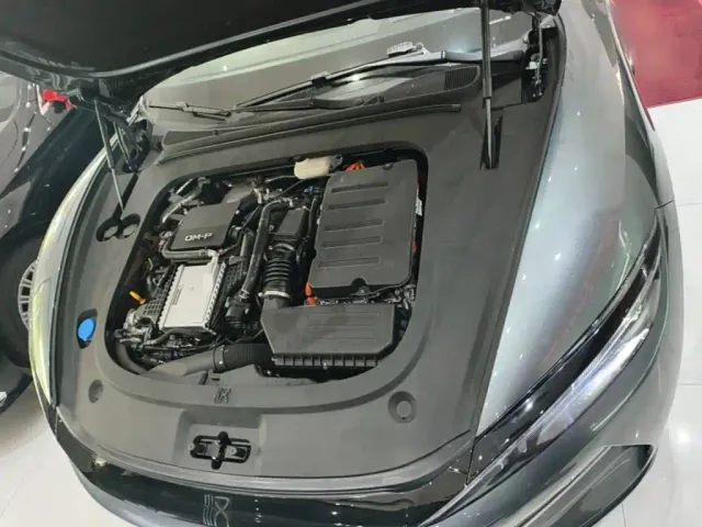 BYD Han L — Фото автомобиля 19