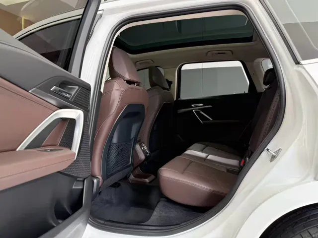 BMW X1 — Фото автомобиля 10