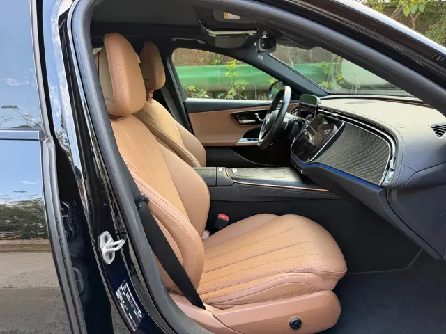 Mercedes-Benz E-Class — Фото автомобиля 9