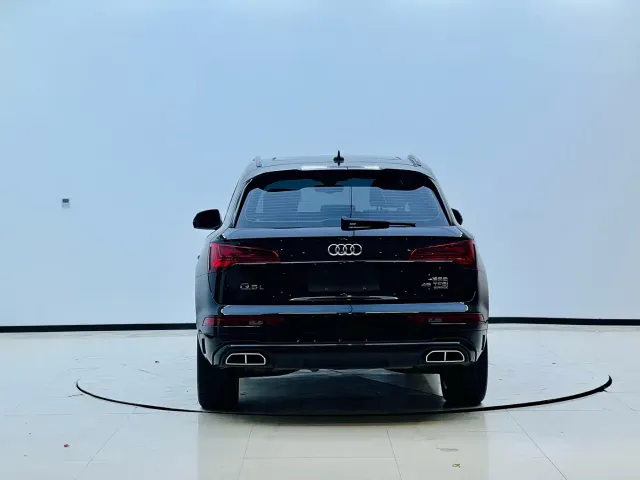 Audi Audi Q5L 2024 Model 45 TFSI Luxury Dynamic — Фото автомобиля 5