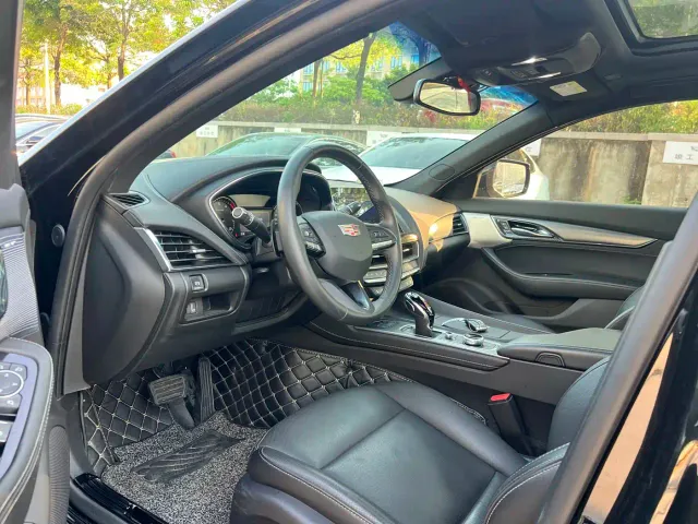 Cadillac CT5 — Фото автомобиля 8