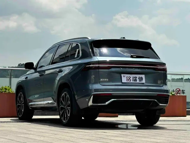 Geely Xingyue L — Фото автомобиля 17