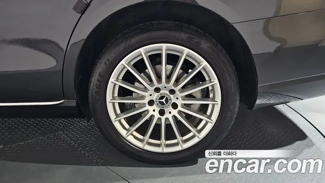 Mercedes-Benz E-Class W213 — Фото автомобиля 6