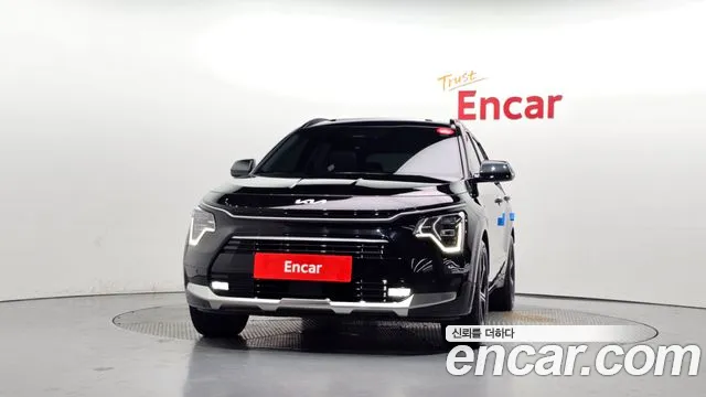 Kia Niro The All New Niro Signature — Фото автомобиля 3