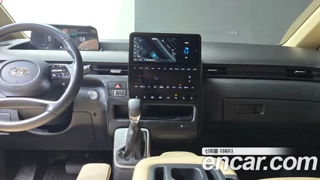 Hyundai Staria Staria 4WD Tourer 9 мест — Фото автомобиля 19