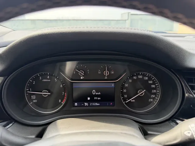 Buick Regal — Фото автомобиля 18