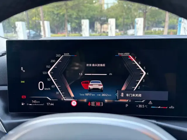 BMW 3 Series — Фото автомобиля 16