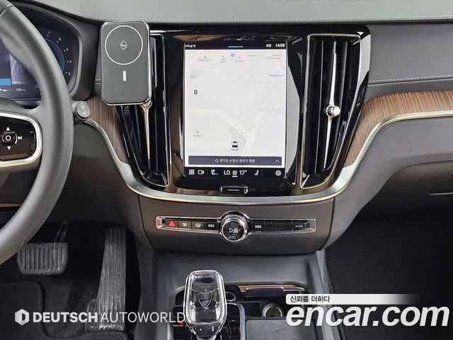 Вольво V60 V60 Cross Country 2 поколение B5 Ultimate AWD — Фото автомобиля 14
