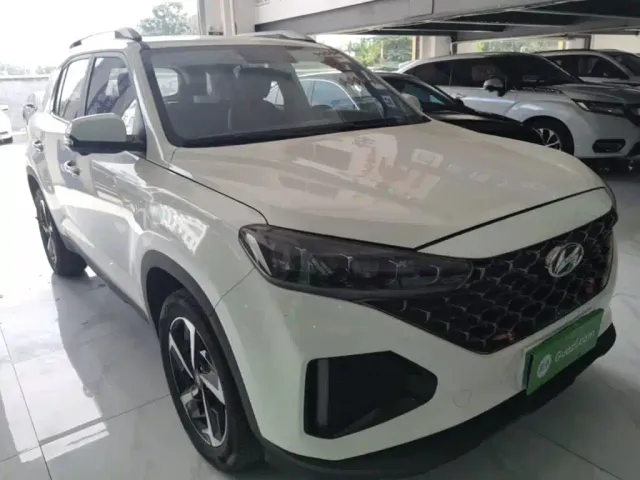 Hyundai ix35 — Фото автомобиля 3