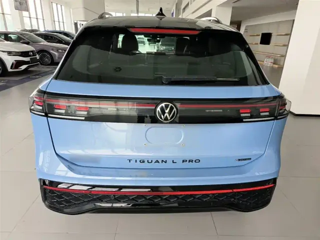 Volkswagen Tiguan L — Фото автомобиля 5