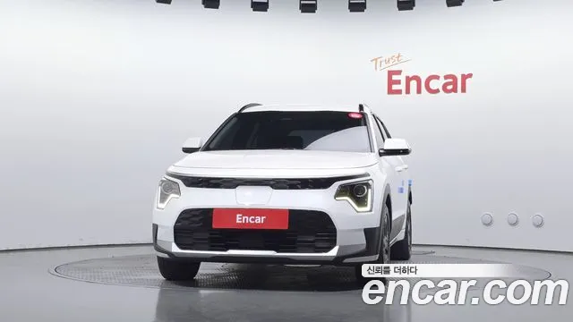 Kia Niro — Фото автомобиля 3