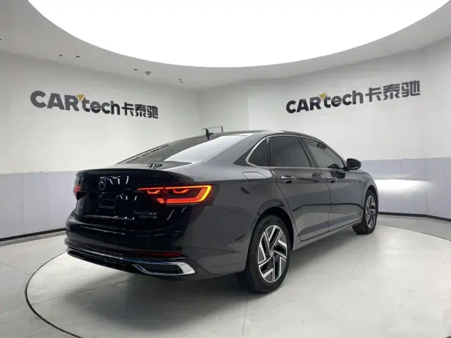 Volkswagen Sagitar — Фото автомобиля 5