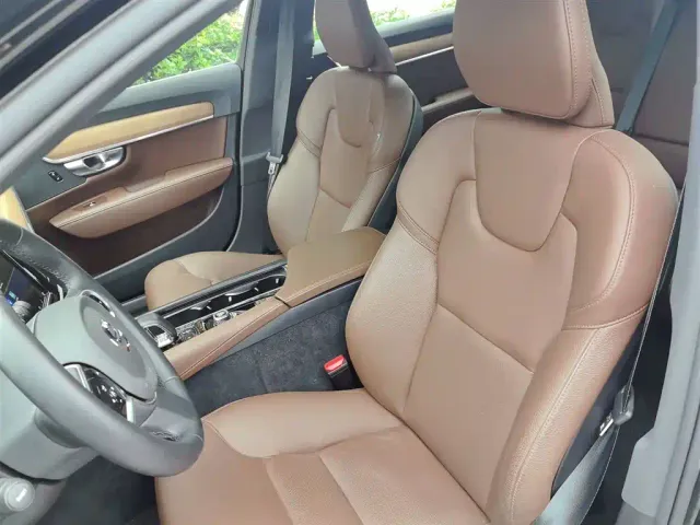Volvo S90 — Фото автомобиля 10