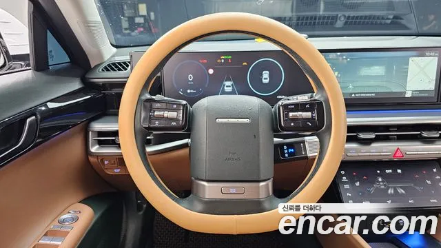 Hyundai Grandeur Grandeur (GN7) 2.5 Бензин 2WD — Фото автомобиля 13