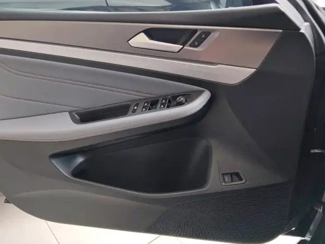Volkswagen Lamando — Фото автомобиля 7