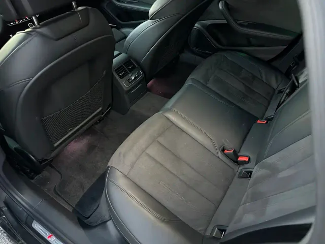 Audi A4L — Фото автомобиля 12