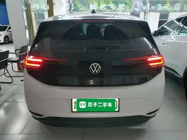 Volkswagen ID.3 — Фото автомобиля 5