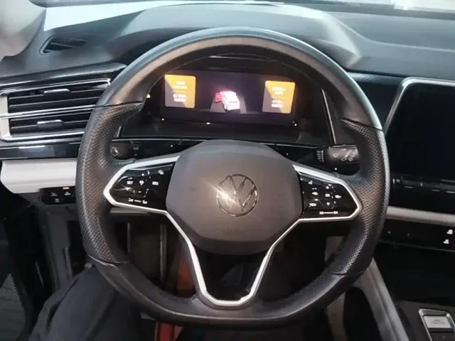 Volkswagen Teramont — Фото автомобиля 10