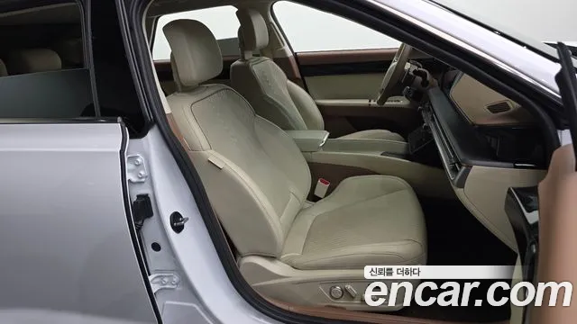 Hyundai Grandeur — Фото автомобиля 12