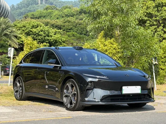 Nio ET5 Touring — Фото автомобиля 3