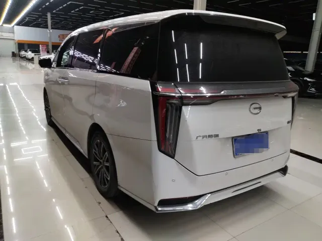 GAC Trumpchi M8 — Фото автомобиля 7