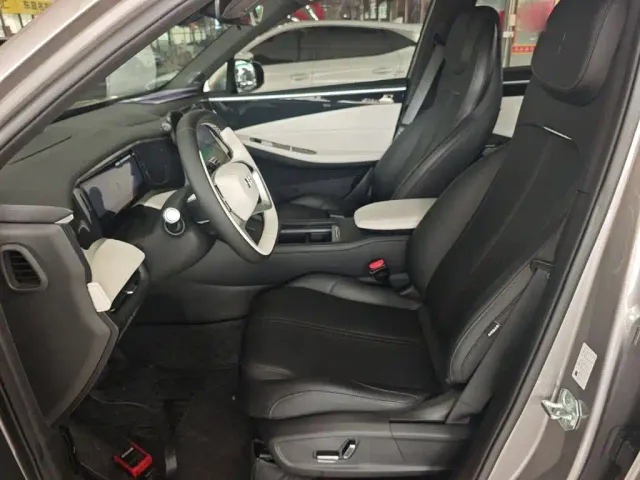 Geely Galaxy L7 — Фото автомобиля 6