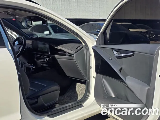 Kia Niro The All New — Фото автомобиля 6