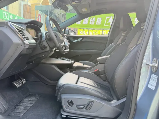 Audi Audi Q4 e-tron 2023 40 e-tron Pioneer Edition — Фото автомобиля 5