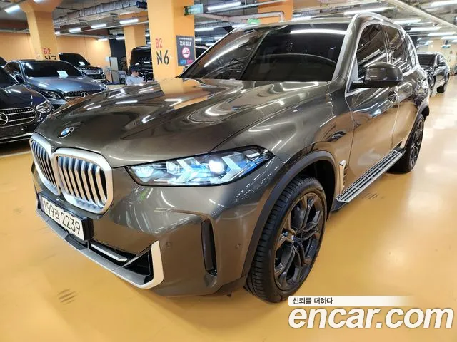Фотография автомобиля — BMW X5 X5 (G05) xDrive 40i xLine