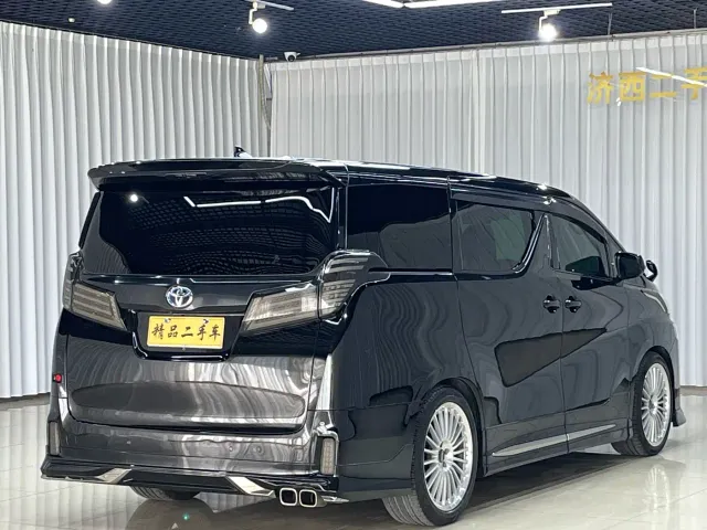 Toyota Vellfire — Фото автомобиля 7