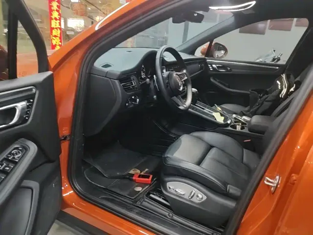 Porsche Macan — Фото автомобиля 15