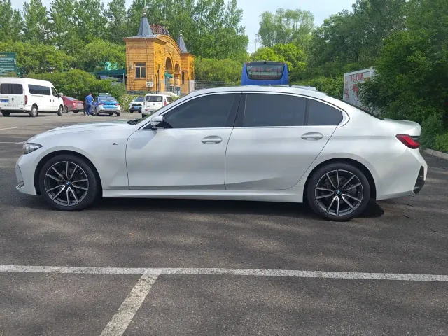 BMW 3 Series — Фото автомобиля 21