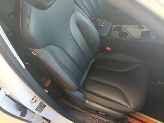 Roewe RX5 — Фото автомобиля 24
