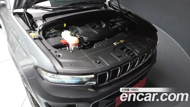 Jeep Cherokee WL — Фото автомобиля 9