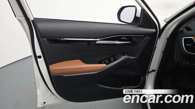 Kia Seltos New — Фото автомобиля 13