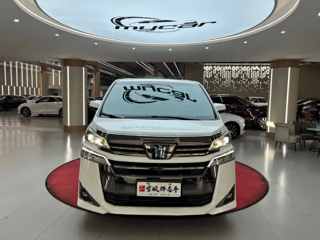 Toyota Vellfire — Фото автомобиля 2