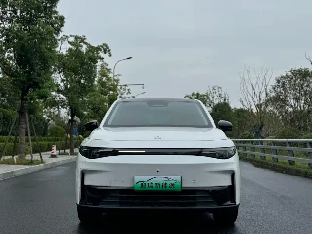 Leapmotor C16 — Фото автомобиля 2