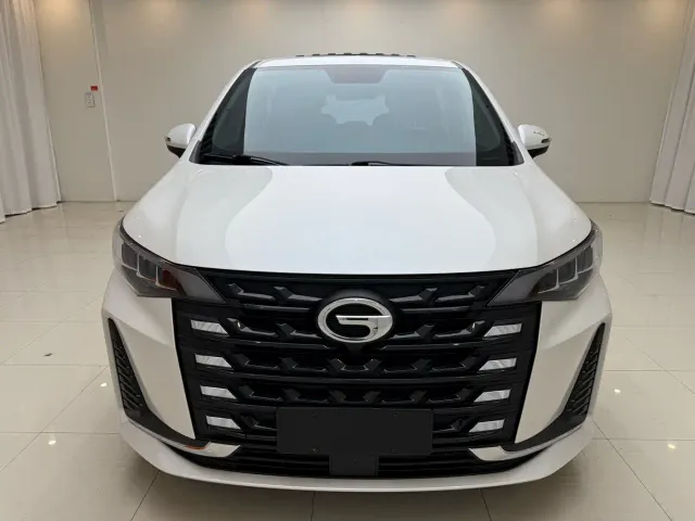 GAC Trumpchi M6 — Фото автомобиля 2