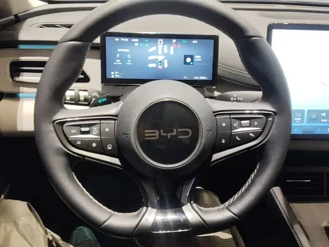BYD Seal 06 DM-i Touring — Фото автомобиля 14