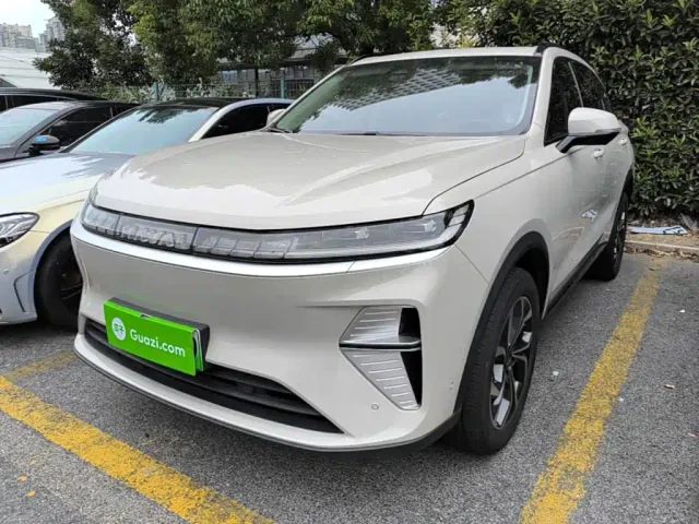 Фотография автомобиля — Haval Xiaolong MAX