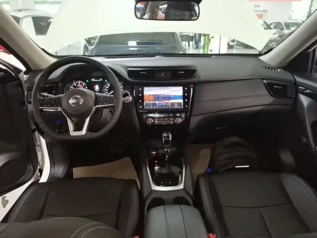 Nissan X-Trail — Фото автомобиля 9