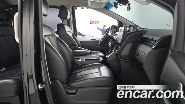 Hyundai Staria — Фото автомобиля 16