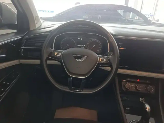 Jetta VS5 — Фото автомобиля 10