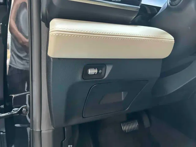 Geely Xingyue L — Фото автомобиля 8