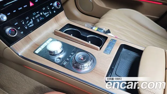 Genesis G80 Бензин 2.5 турбо AWD — Фото автомобиля 9