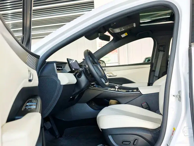 BYD Qin PLUS — Фото автомобиля 5