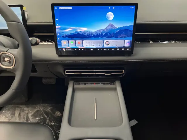 Wuling Starlight — Фото автомобиля 10