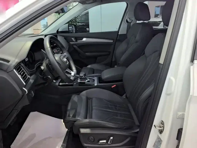 Audi Q5L — Фото автомобиля 14